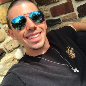 Meet your Posher, Nicholas